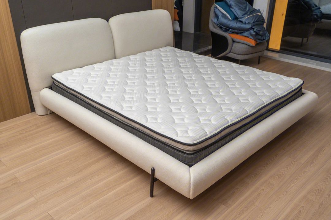 <a href=http://www.id2real.cn/news_article.html?news_id=138>床墊</a>