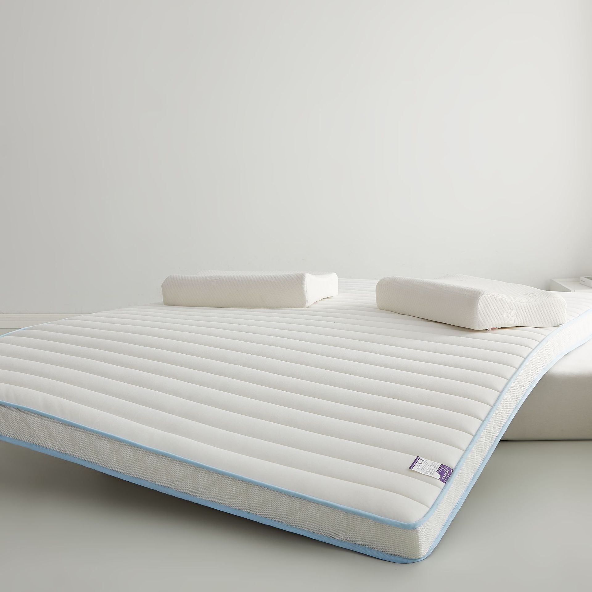 <a href=http://www.id2real.cn/news_article.html?news_id=175>天津床墊</a>